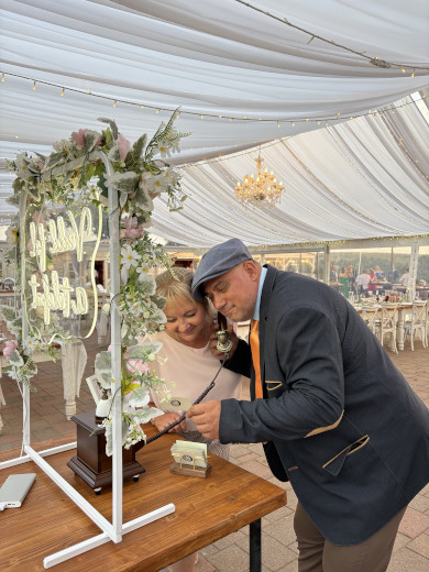 Vintage telefon vendégkönyv esküvői dekoráció